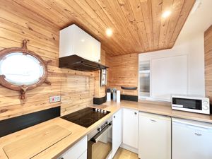 Photo 20- click for photo gallery